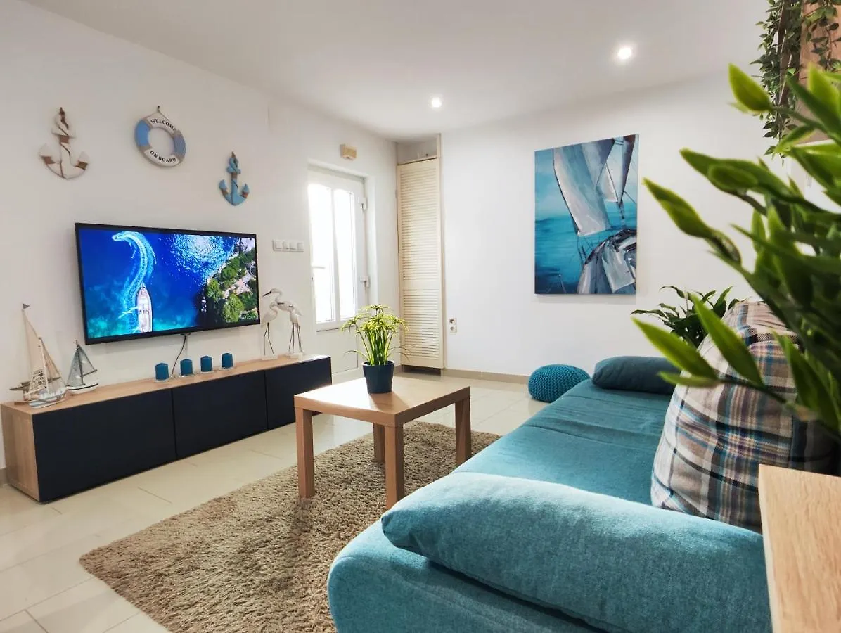 Apartments Lino  Selce