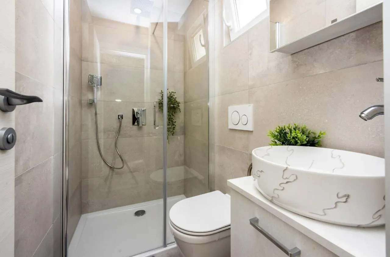Apartments Lino Selce
