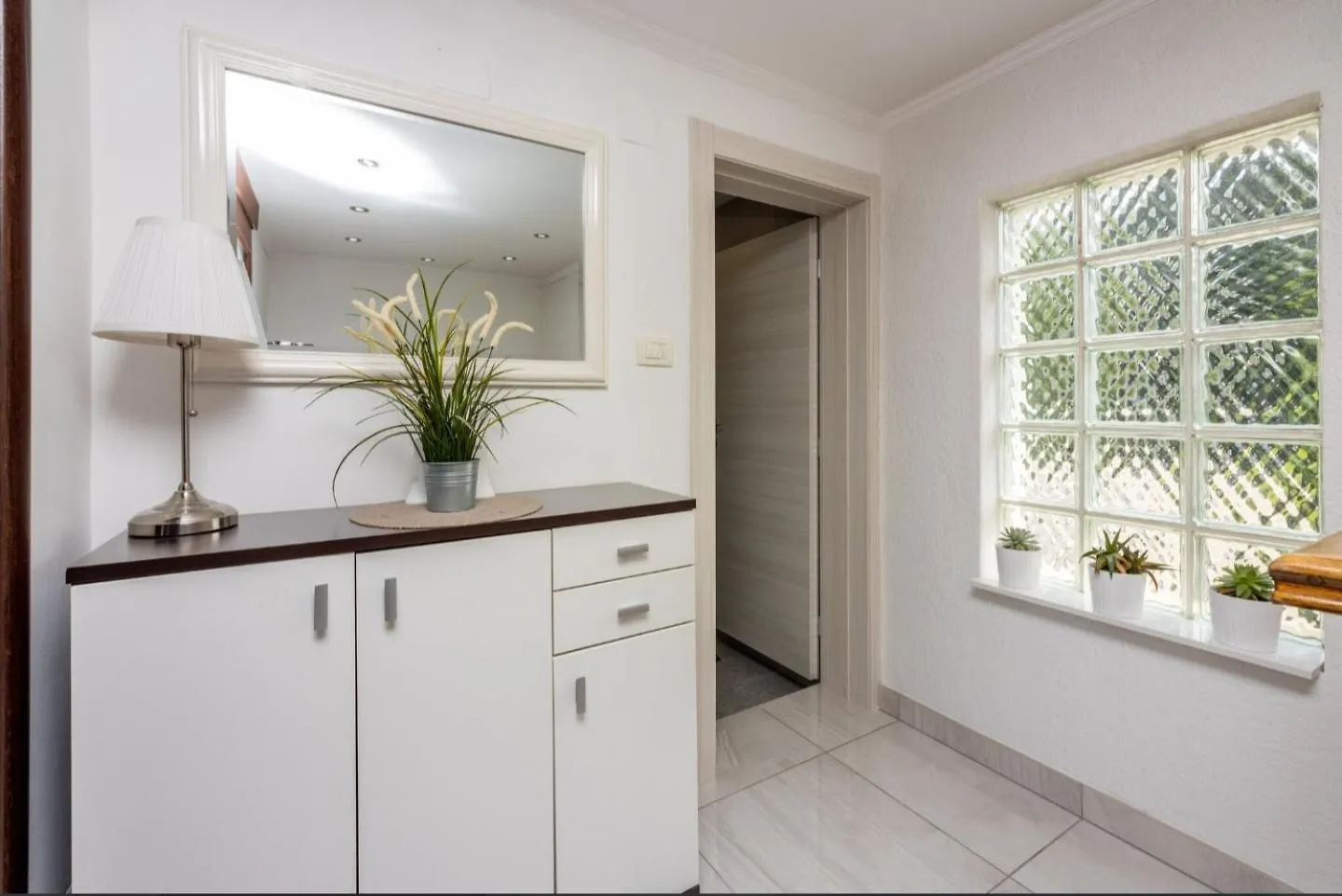 Apartments Lino Selce